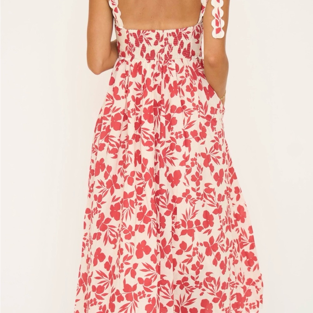 Floral Red and White Women's Dress - Picture 2 of 4